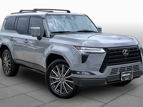Used 2025 Lexus GX 550 image 3