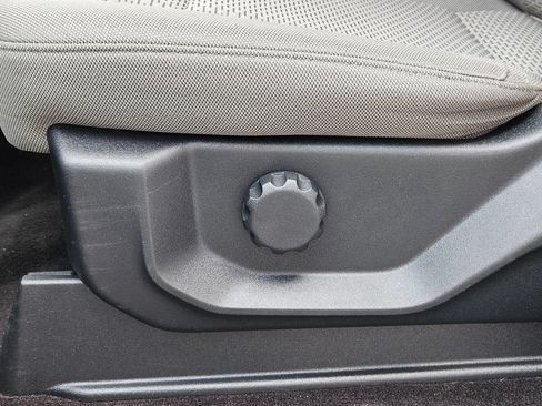 Used 2018 Ford F150 XLT AWD/4WD image 20