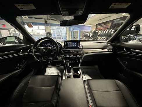 Used 2022 Honda Accord Sport image 16