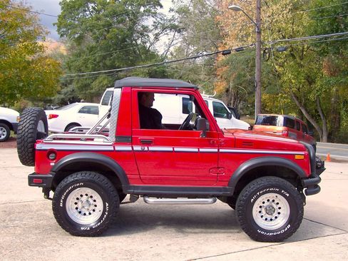 Used 1987 Suzuki Samurai 4WD Soft Top image 5