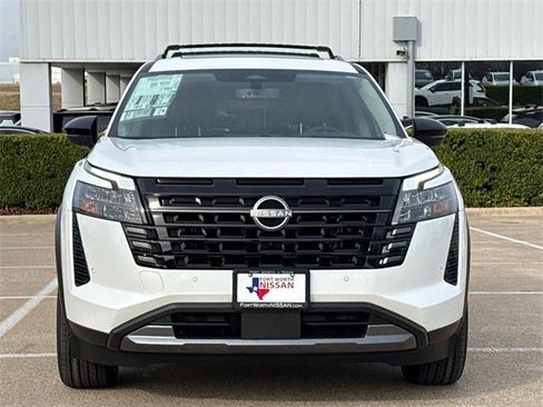 New 2026 Nissan Pathfinder Platinum w/ Cargo Package image 3