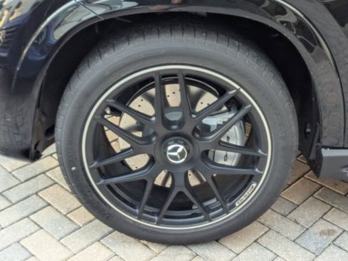 New 2026 Mercedes-Benz GLE 53 AMG 4MATIC Coupe image 9