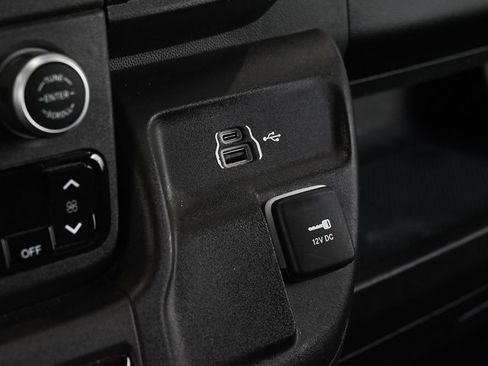Used 2023 RAM ProMaster 2500 FWD image 28