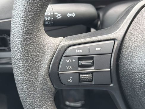 Used 2025 Honda Accord LX image 12
