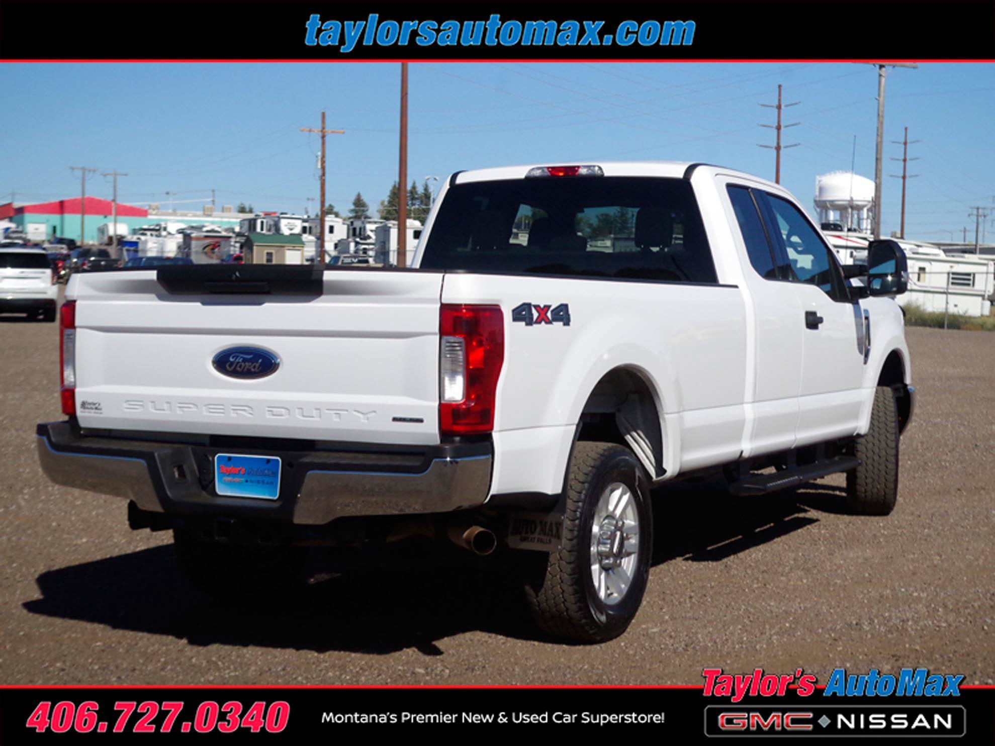 Used 2019 Ford F350 XLT w/ Camper Package AWD/4WD image 3