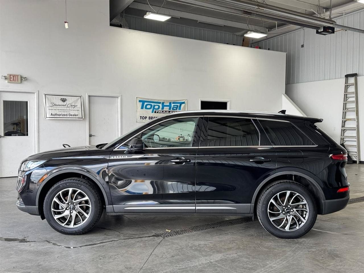 Used 2021 Lincoln Corsair AWD w/ Towing Package I image 31