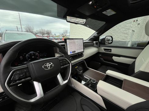 Used 2023 Toyota Tundra Capstone image 10