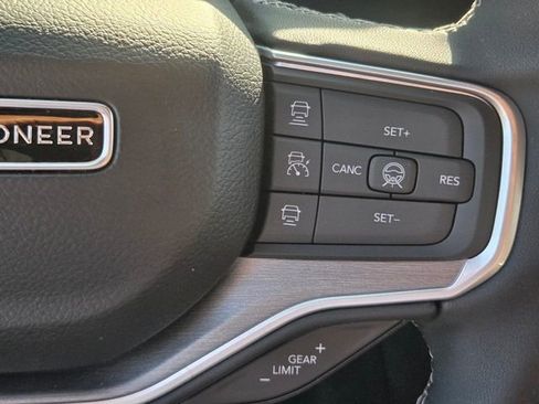New 2026 Jeep Grand Wagoneer Limited AWD/4WD image 12