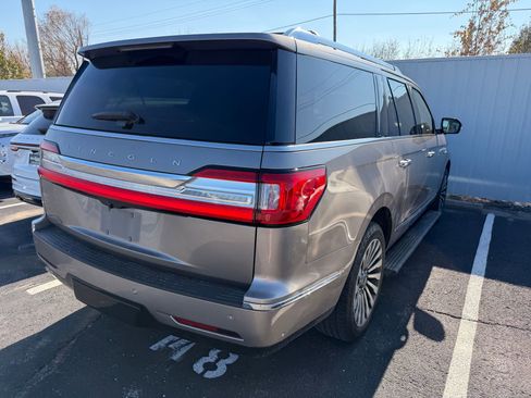 Used 2019 Lincoln Navigator L Reserve w/ Cargo Package image 8