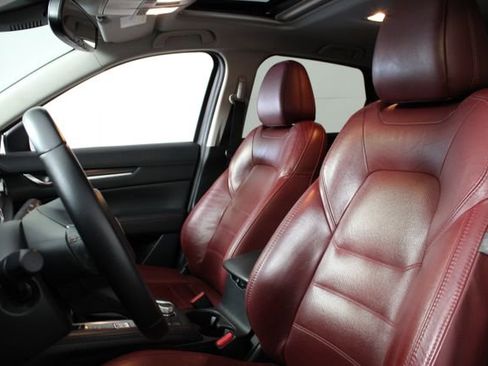 Used 2023 MAZDA CX-5 Carbon Edition image 12