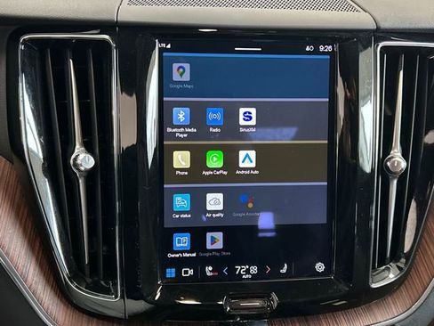 Certified 2023 Volvo XC60 B5 Plus image 15