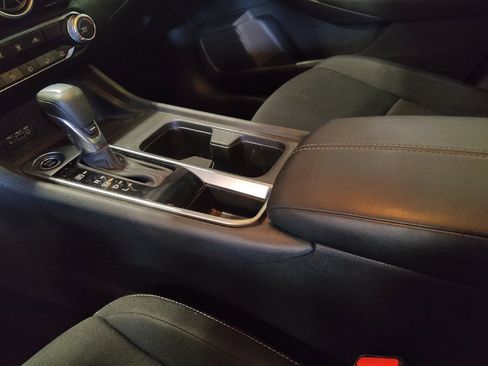 Used 2023 Nissan Sentra SV FWD image 26