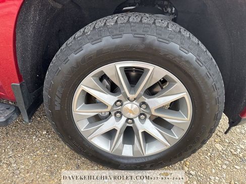 Used 2022 Chevrolet Silverado 1500 High Country w/ Z71 Off-Road Package image 43