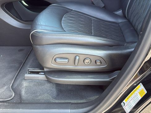 Used 2022 Buick Enclave Avenir image 10