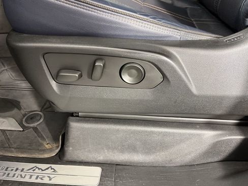 Certified 2022 Chevrolet Silverado 1500 High Country image 22