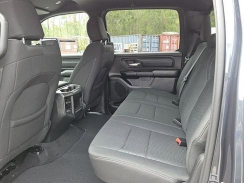 New 2026 RAM 1500 Express AWD/4WD image 11
