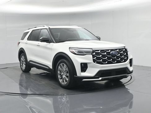 Used 2025 Ford Explorer Platinum RWD image 61