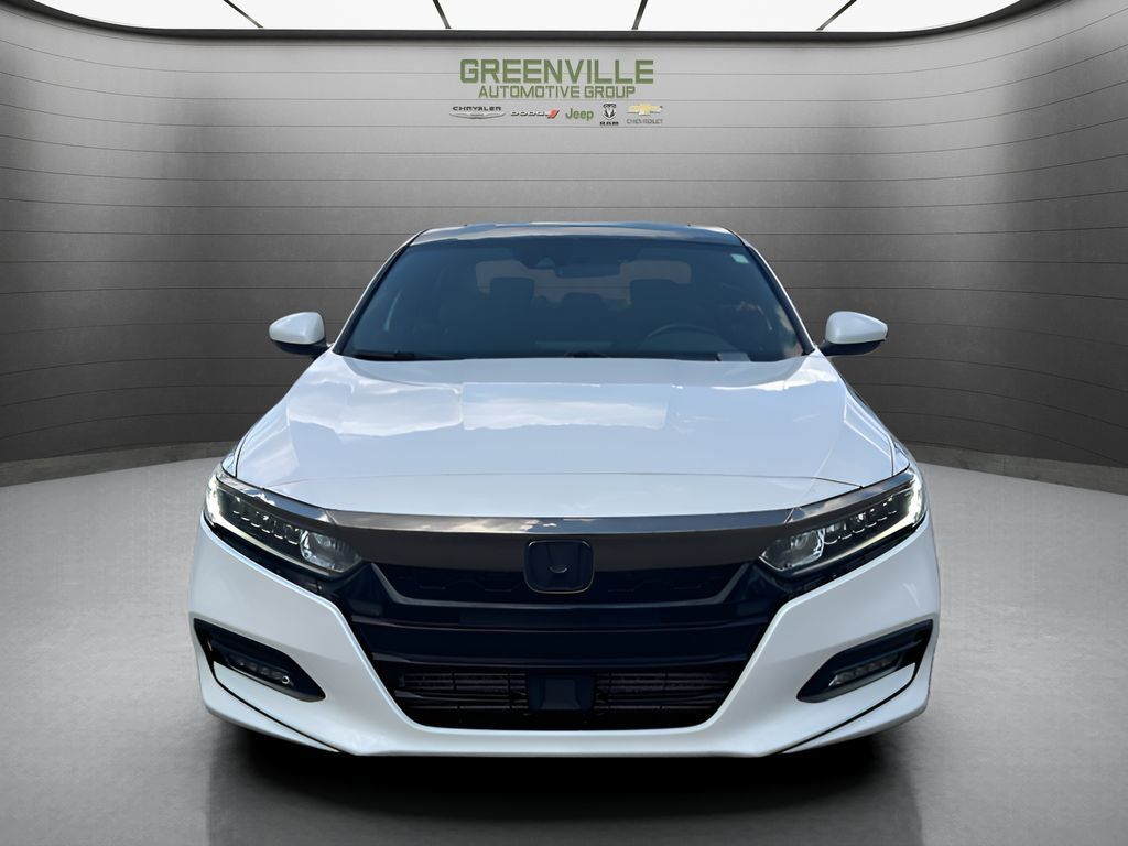 Used 2019 Honda Accord Sport image 2
