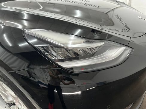 Used 2021 Tesla Model Y Long Range AWD/4WD image 10