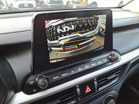 Certified 2021 Kia Forte LXS image 14