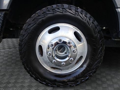 Used 2024 Ford F350 Lariat w/ FX4 Off-Road Package AWD/4WD image 22