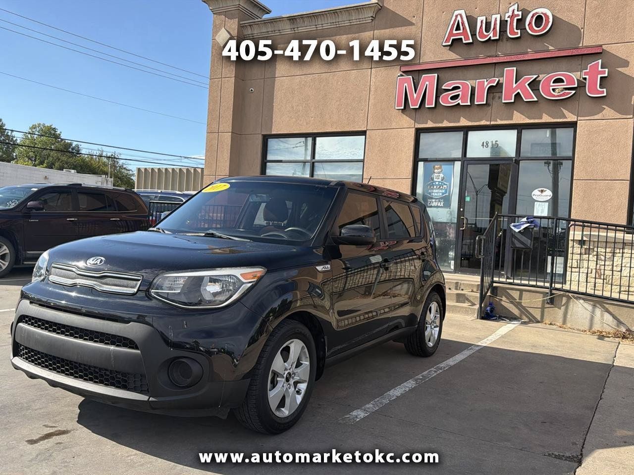 Used 2017 Kia Soul FWD image 1