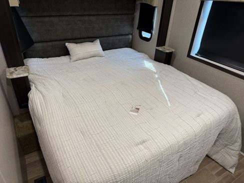 Used 2018 RAM 5500 SLT w/ Quick Order Package 29G SLT image 87