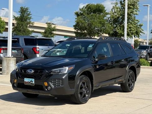 Used 2025 Subaru Outback Wilderness w/ Wilderness Package AWD/4WD image 7