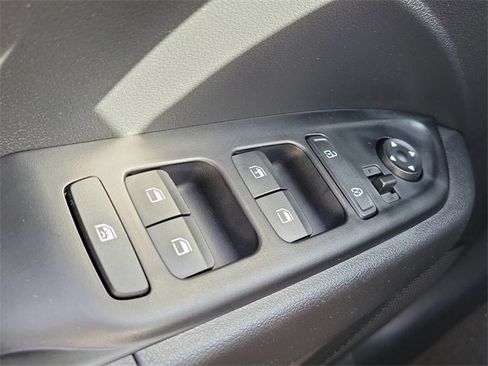 New 2026 Hyundai Venue SE image 15