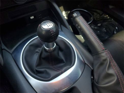 Used 2016 MAZDA MX-5 Miata Club image 23