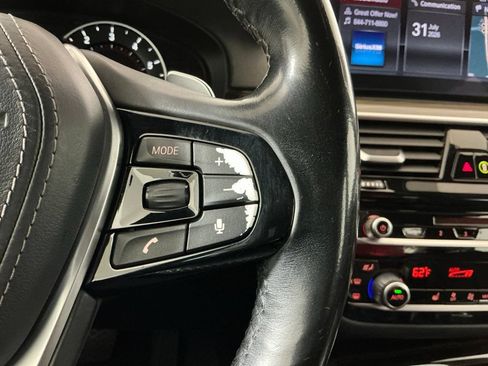 Used 2018 BMW 540i RWD image 14