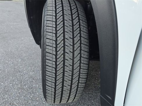 Certified 2025 GMC Acadia Elevation image 30