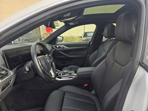 Used 2023 BMW i4 eDrive40 image 22