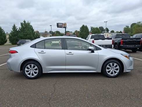 Certified 2025 Toyota Corolla LE image 7