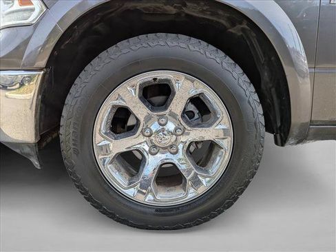 Used 2014 RAM 1500 Laramie w/ Convenience Group AWD/4WD image 22