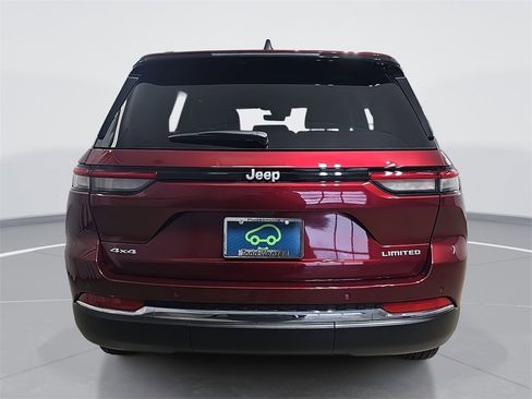 Used 2025 Jeep Grand Cherokee Limited image 5