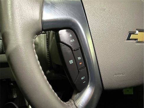 Used 2014 Chevrolet Traverse LT image 32