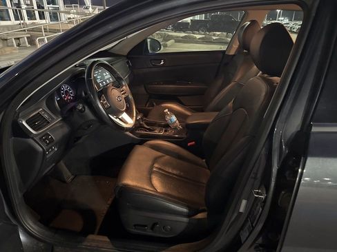 Used 2020 Kia Optima EX image 10
