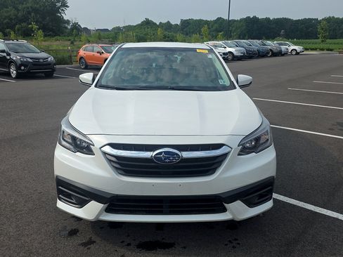 Used 2022 Subaru Legacy Premium AWD/4WD image 2