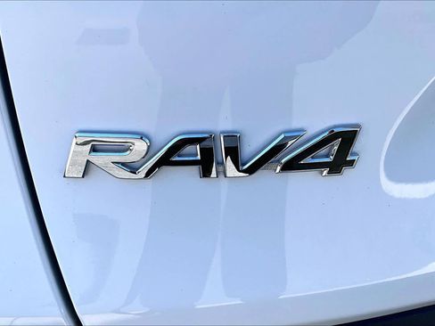 Used 2025 Toyota RAV4 Woodland Edition image 29