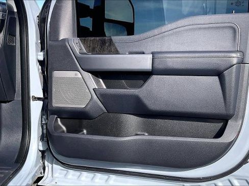 Certified 2024 Ford F250 Lariat w/ Lariat Ultimate Package image 19