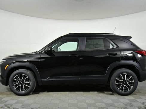New 2026 Chevrolet TrailBlazer ACTIV AWD/4WD image 16