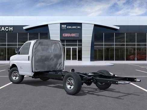 New 2025 GMC Savana 3500 w/ Power Convenience Package image 3