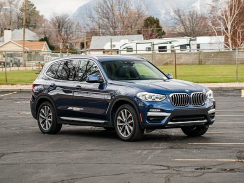 Used 2019 BMW X3 xDrive30i w/ Convenience Package image 3