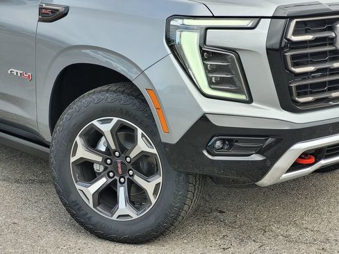 New 2026 GMC Yukon AT4 Ultimate AWD/4WD image 6