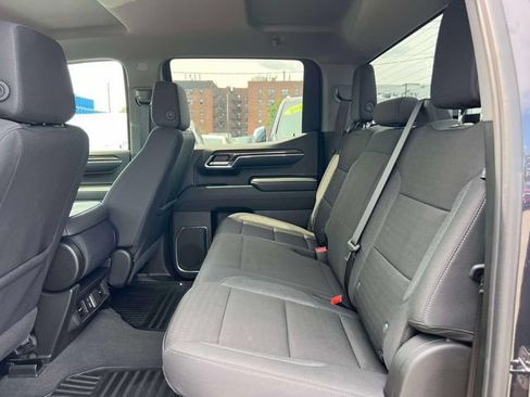 Certified 2024 Chevrolet Silverado 1500 RST AWD/4WD image 13