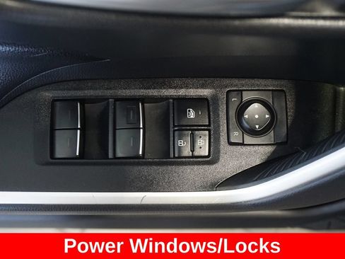 Certified 2025 Toyota RAV4 XLE AWD/4WD image 6