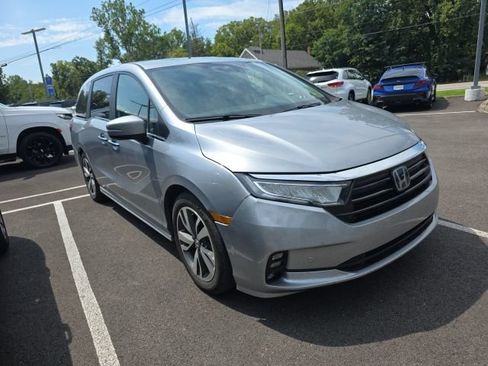 Used 2022 Honda Odyssey Touring image 3