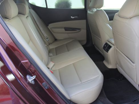 Used 2015 Acura TLX image 29