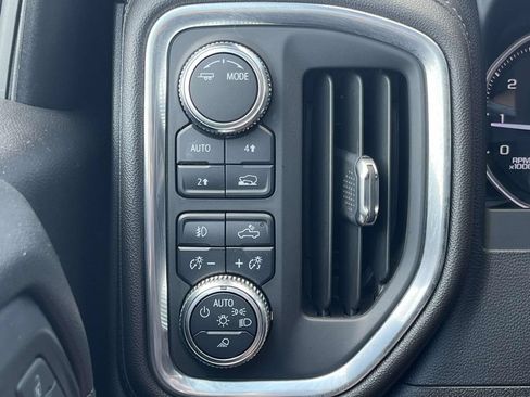 Used 2022 GMC Sierra 1500 SLT w/ SLT Premium Plus Package AWD/4WD image 43